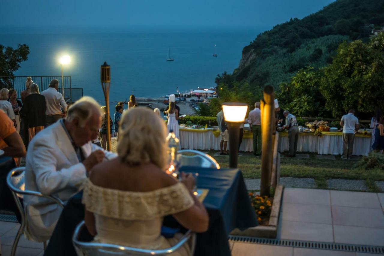 Albergo Capo Est Gabicce Mare Extérieur photo