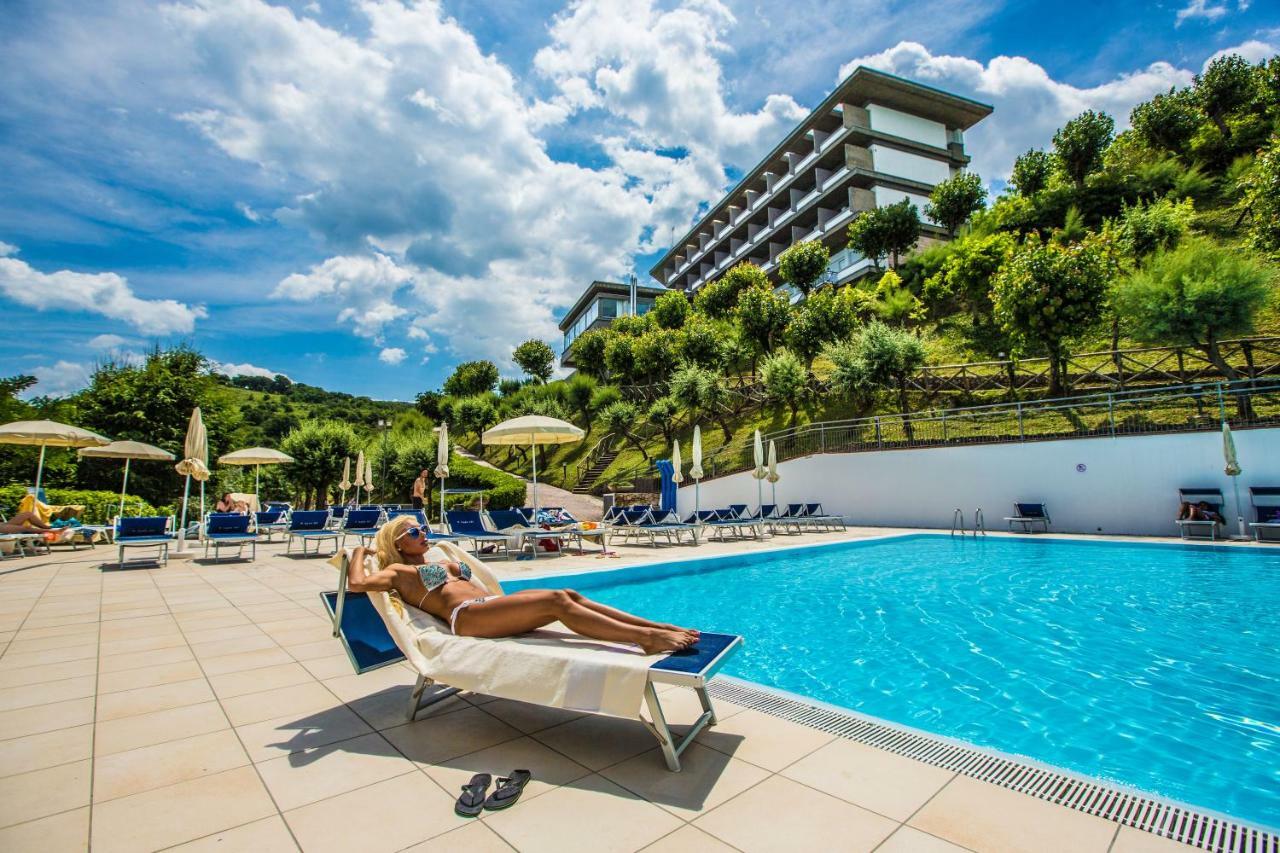 Albergo Capo Est Gabicce Mare Extérieur photo